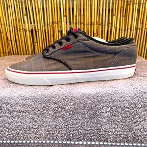 Size 11.5 Vans Atwood Lace up low charcoal gray canvas shoes Great condition!